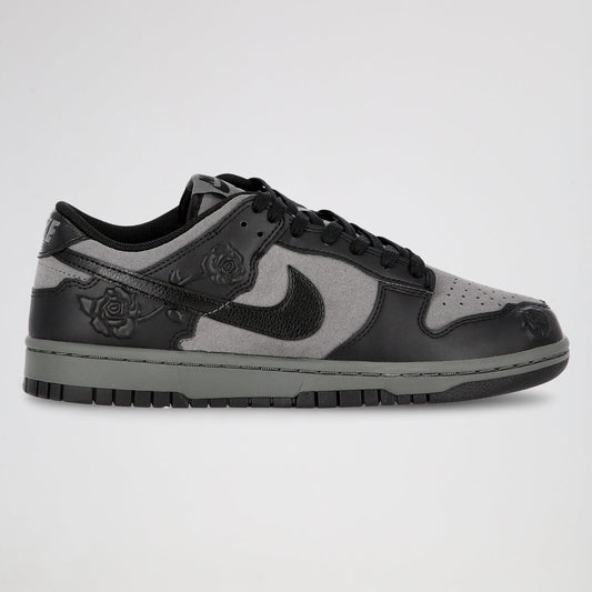 Dunk Low 'Black Roses'