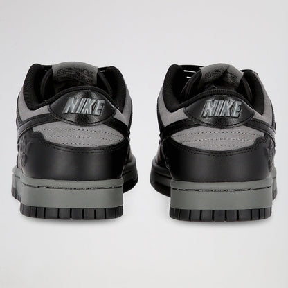 Dunk Low 'Black Roses'