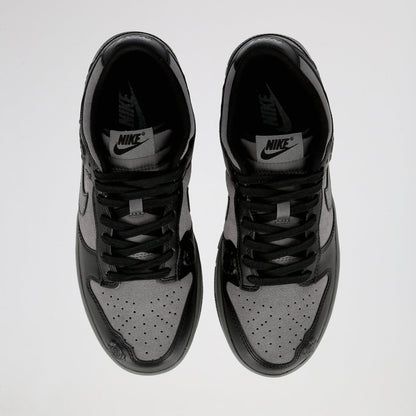 Dunk Low 'Black Roses'